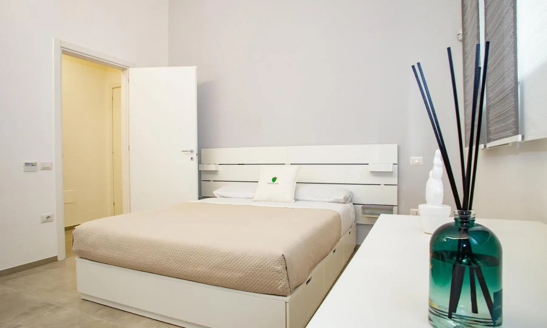 Urban Suite - The Fab Stay Brindisi Apartment
