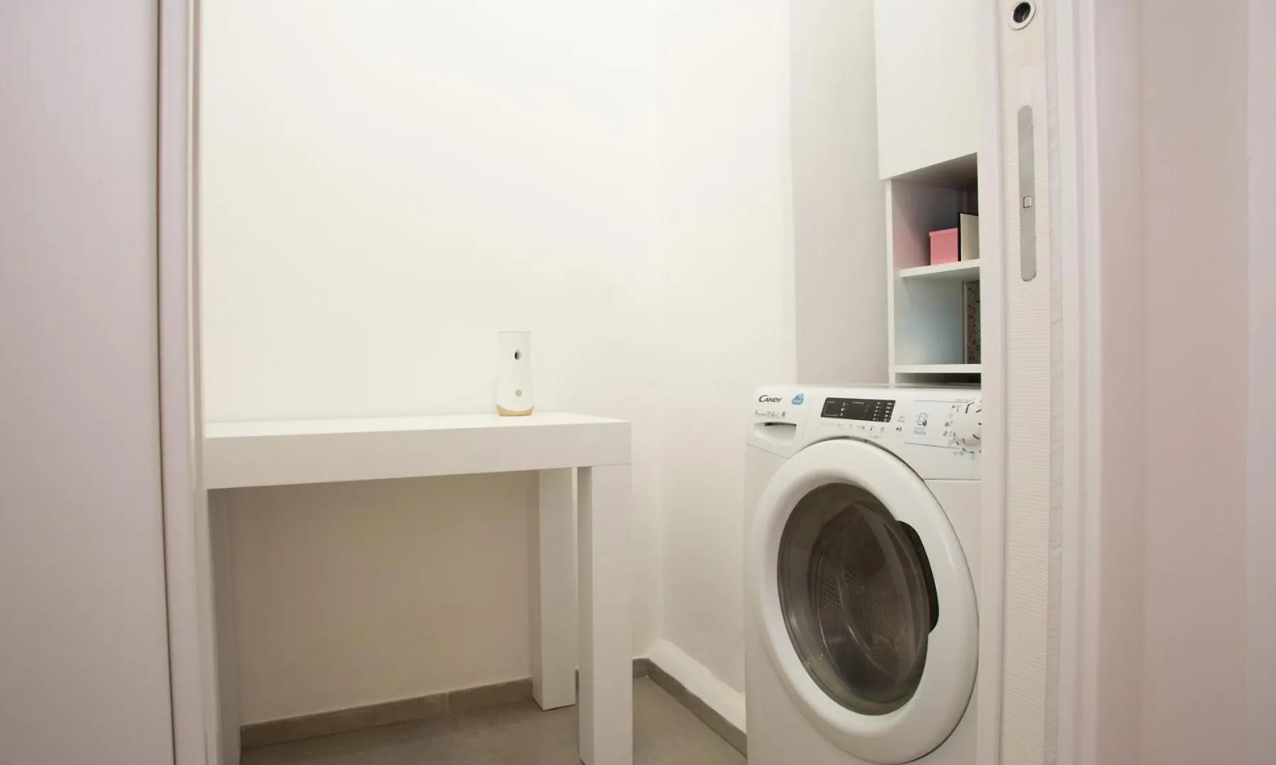Apartment Urban Suite - The Fab Stay Brindisi